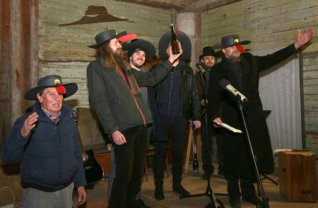 PUSTNA RAZSTAVA GALERIJA KRPAN 19 FOTO LJUBO VUKELIČ